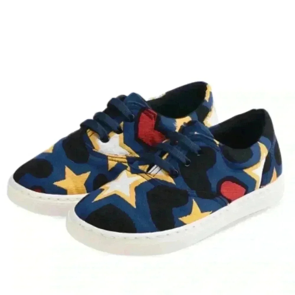Stella Mccartney Kids Lace Up Sneaker size 26 (US 9)